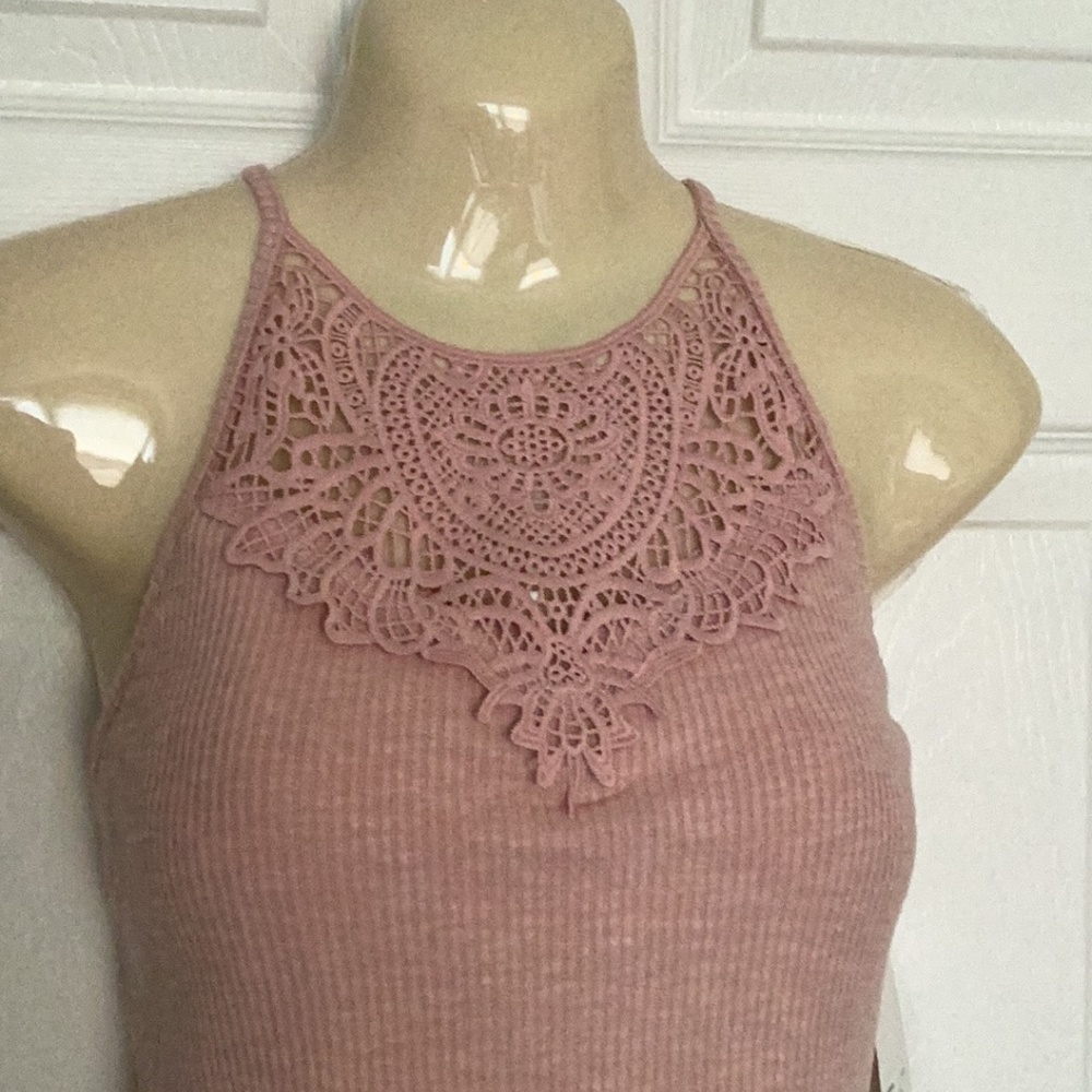 NWT crop halter top ribbed t-back M - Picture 2 of 5